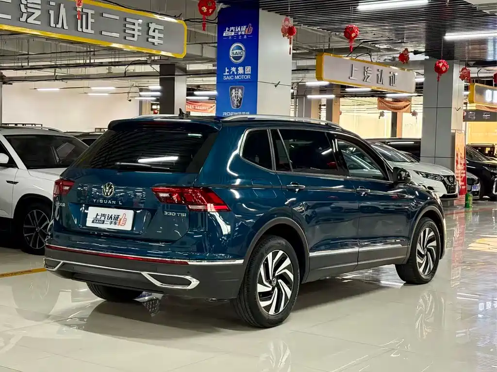 Volkswagen Tiguan L 2023 — фото 9