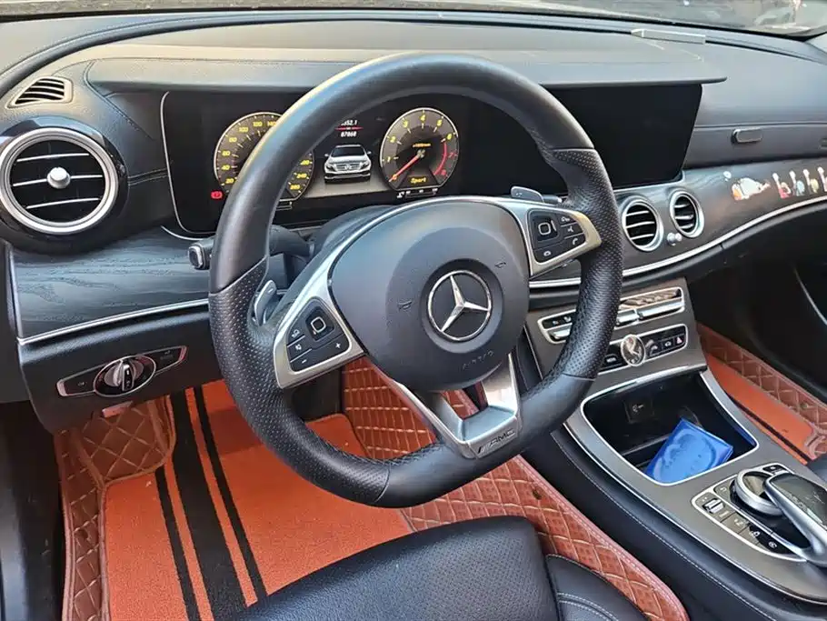 Mercedes-Benz E-Class 2018 — фото 15