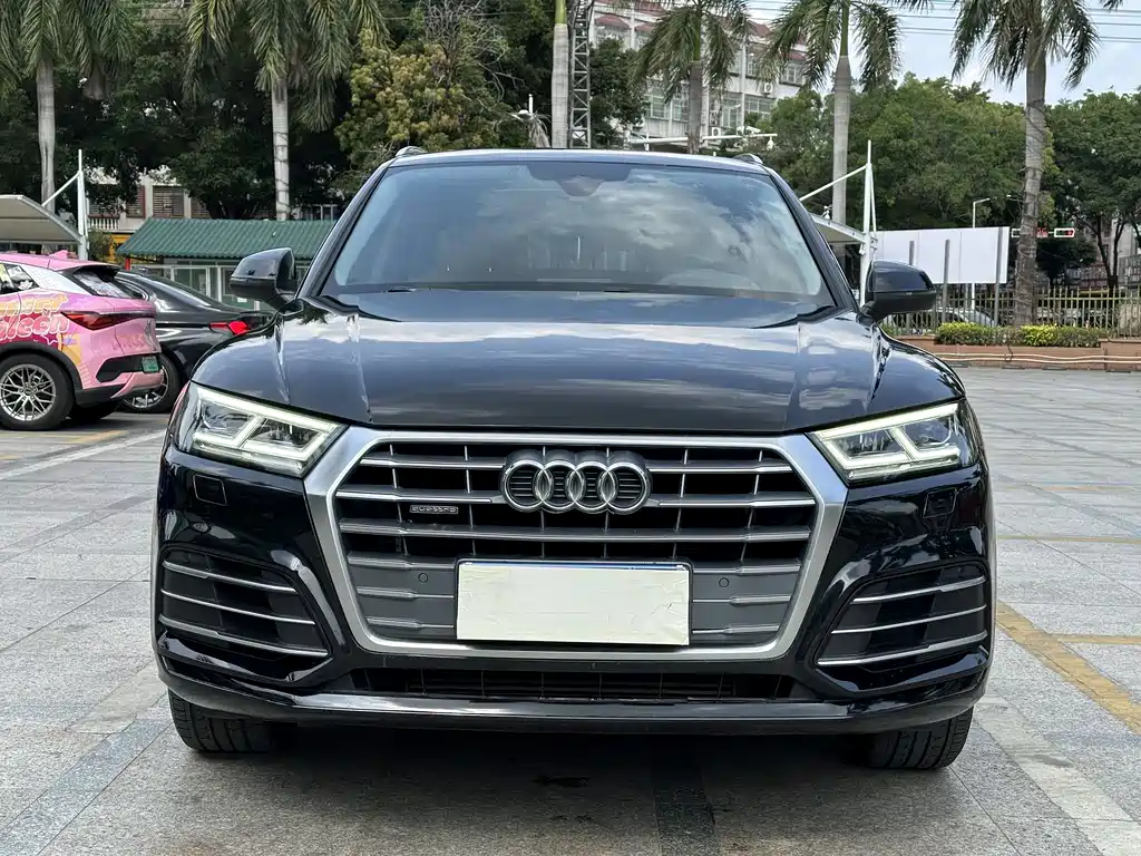 Audi Q5L 2018 — фото 2