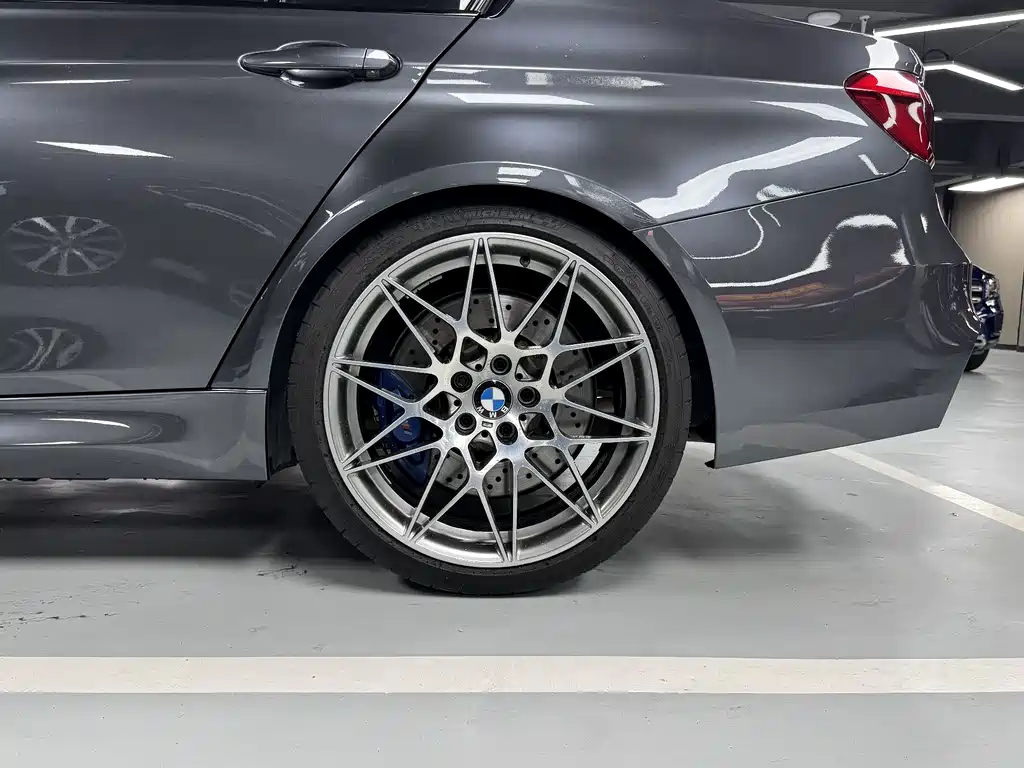 BMW M3 2018 — фото 13