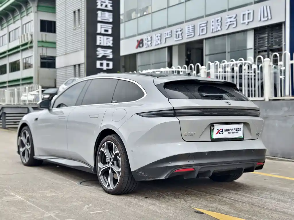 NIO ET5T 2025