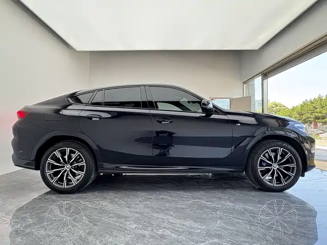 BMW X6 2023 — фото 20