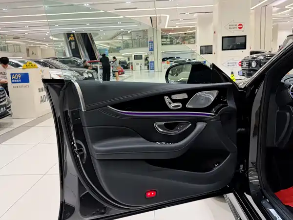 Mercedes-Benz AMG GT 2025