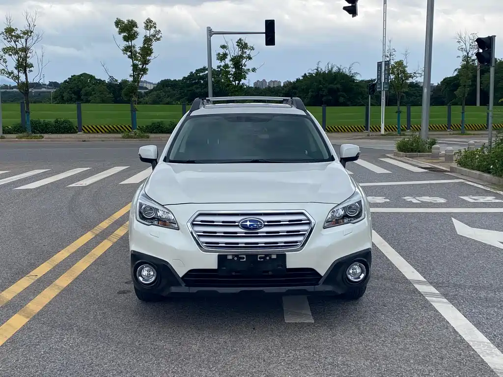 Subaru Outback 2017 — фото 2