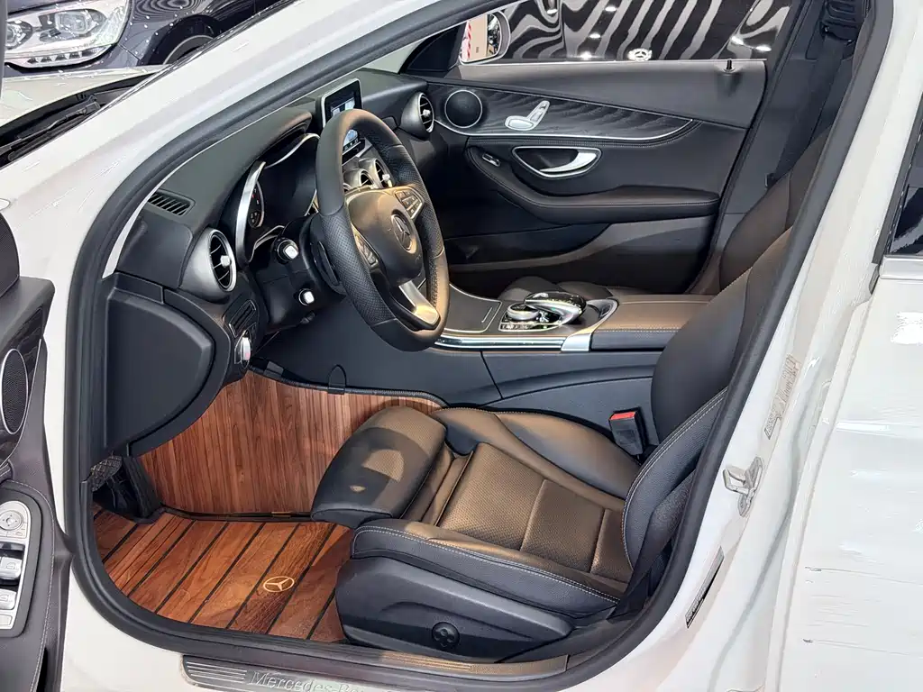 Mercedes-Benz C-Class 2015
