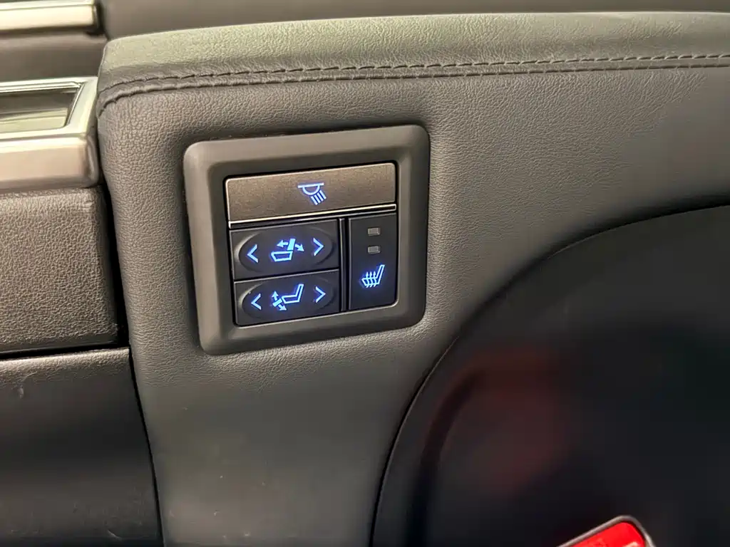 Toyota Vellfire 2021 — фото 14