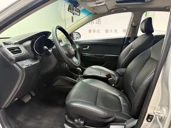 Kia K2 2012