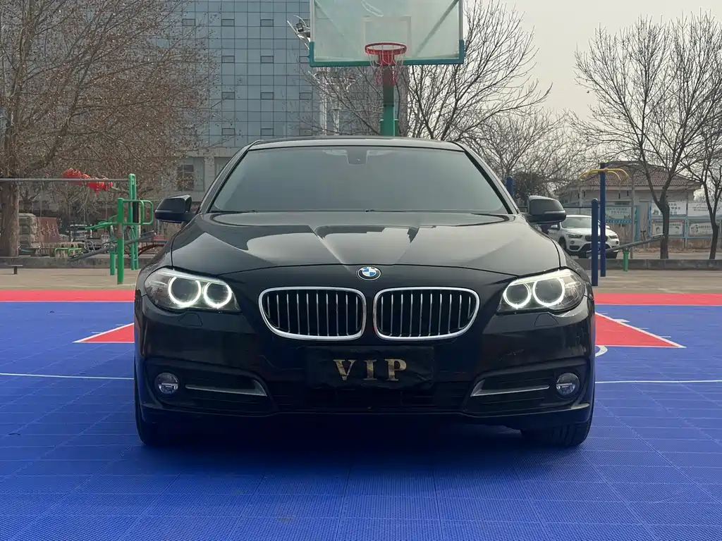 BMW 5 Series 2015 — фото 2
