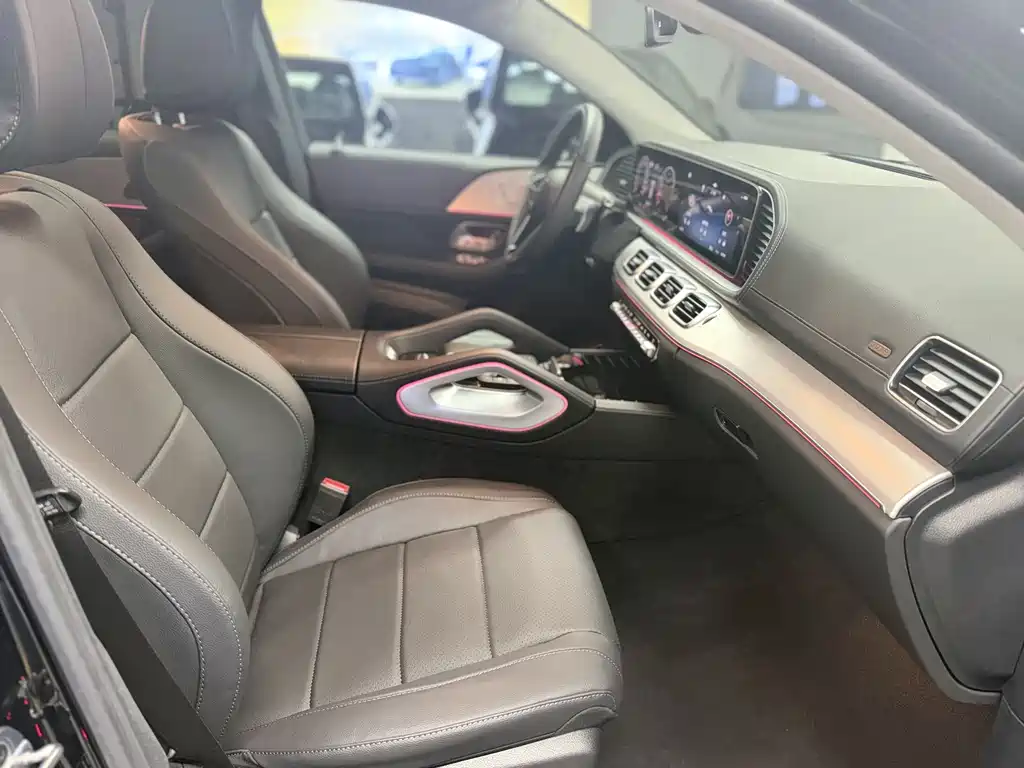 Mercedes-Benz GLE Coupe 2026 — фото 16