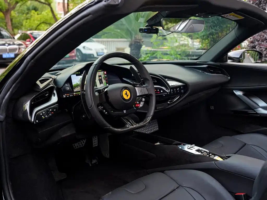 Ferrari SF90 2024 — фото 11