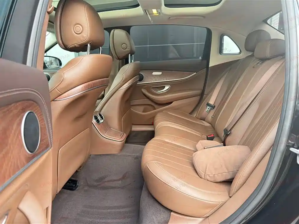 Mercedes-Benz E-Class 2023