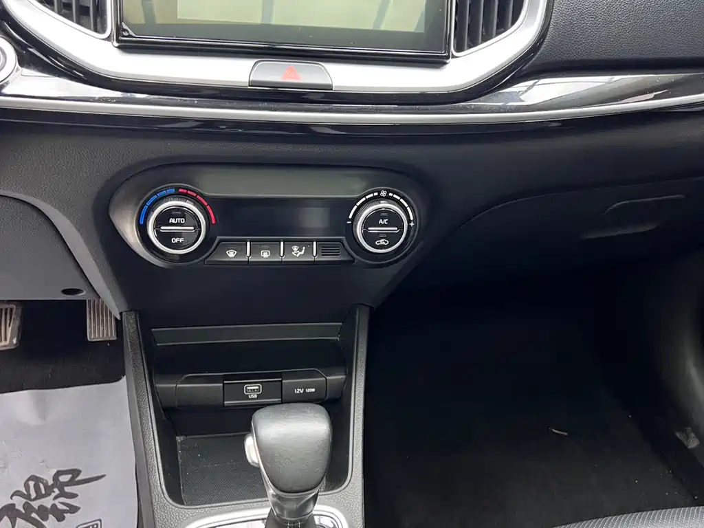 Kia KX1 2022 — фото 13
