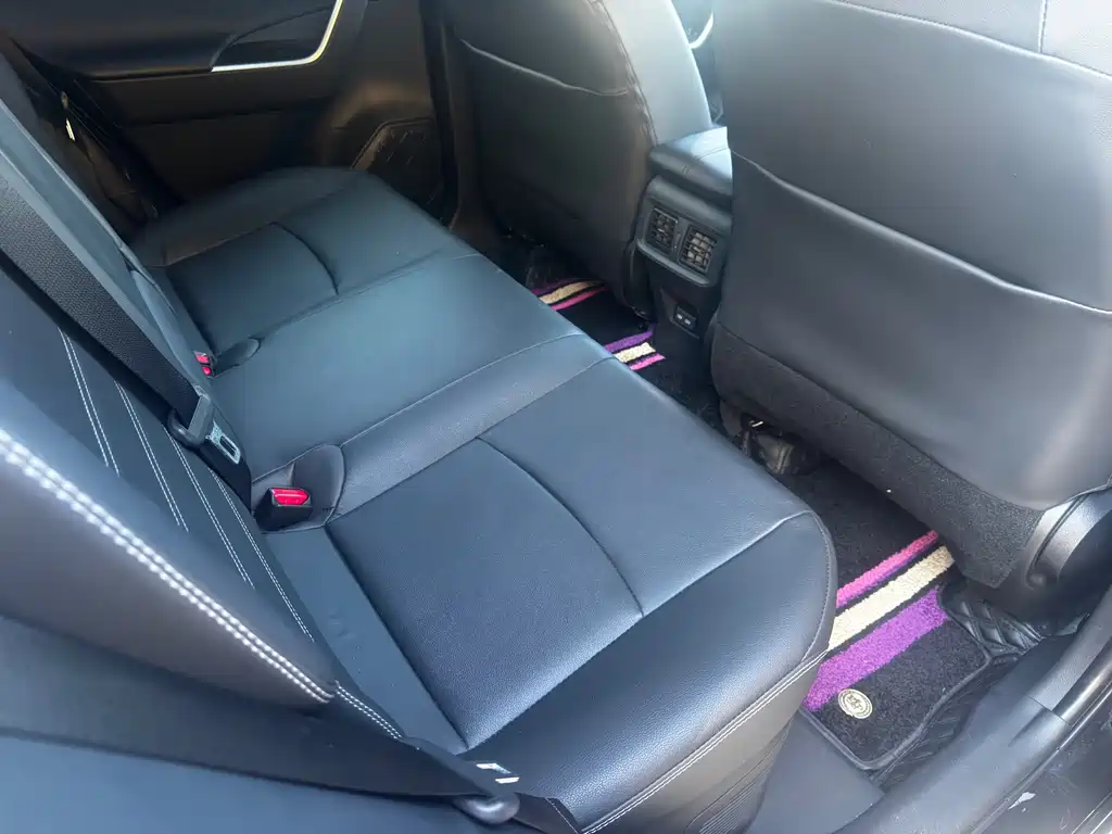 Toyota RAV4 2023