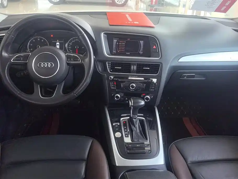Audi Q5 2018 — фото 12
