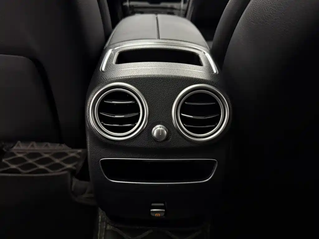 Mercedes-Benz GLC 2020 — фото 16