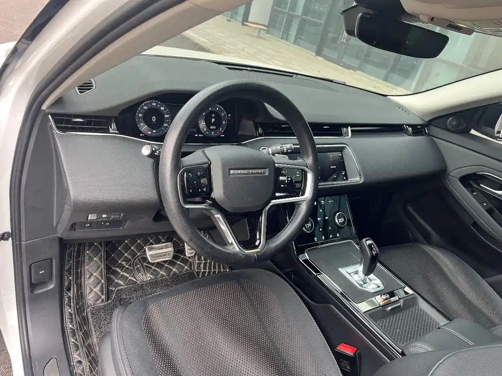 Land Rover Evoque 2024 — фото 14
