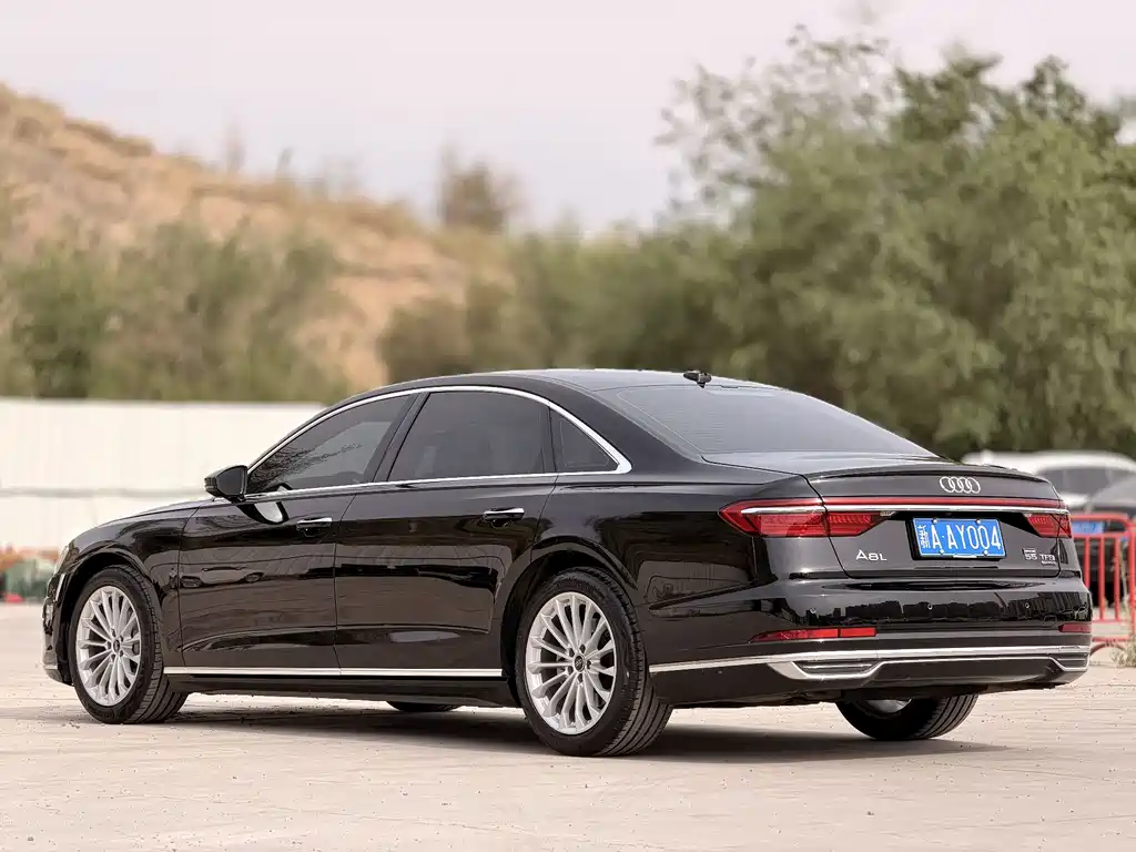 Audi A8 2021
