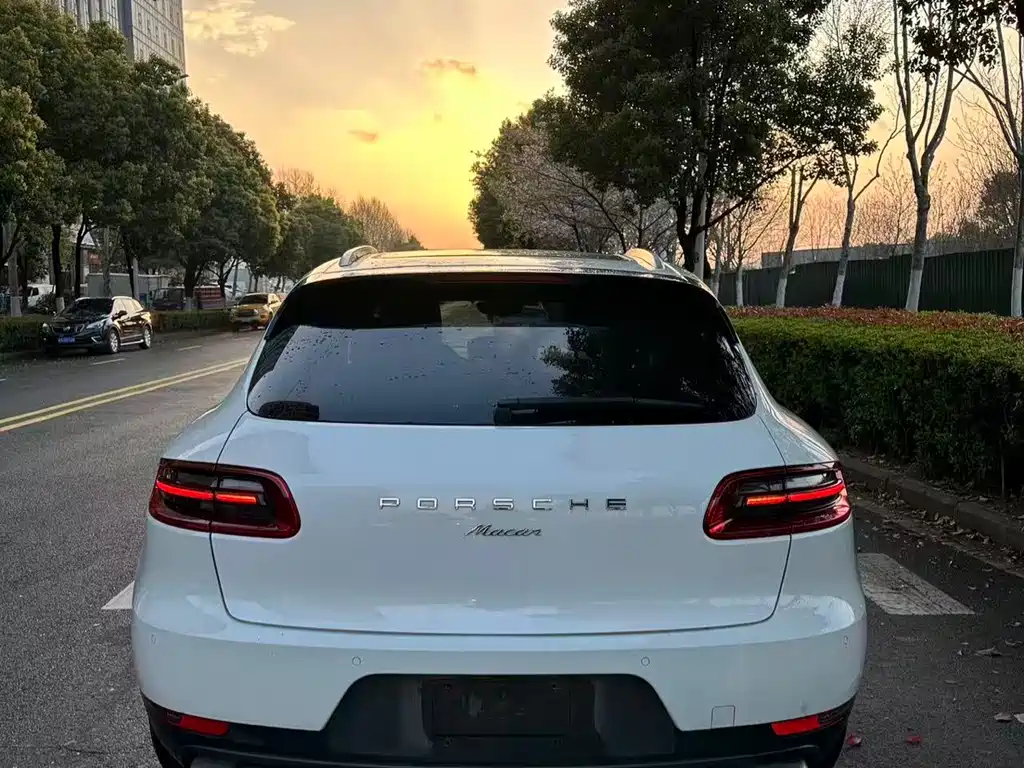 Porsche Macan 2016 — фото 3