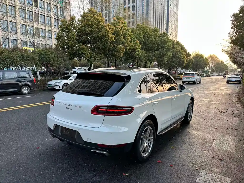Porsche Macan 2016 — фото 4