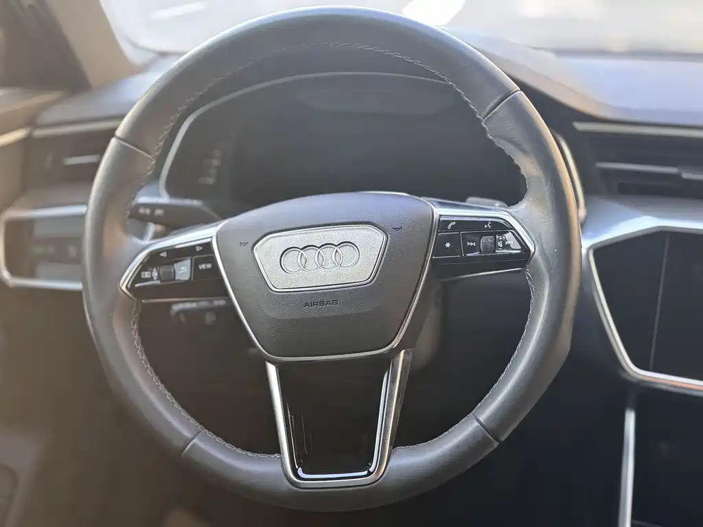Audi A6L 2022 — фото 17