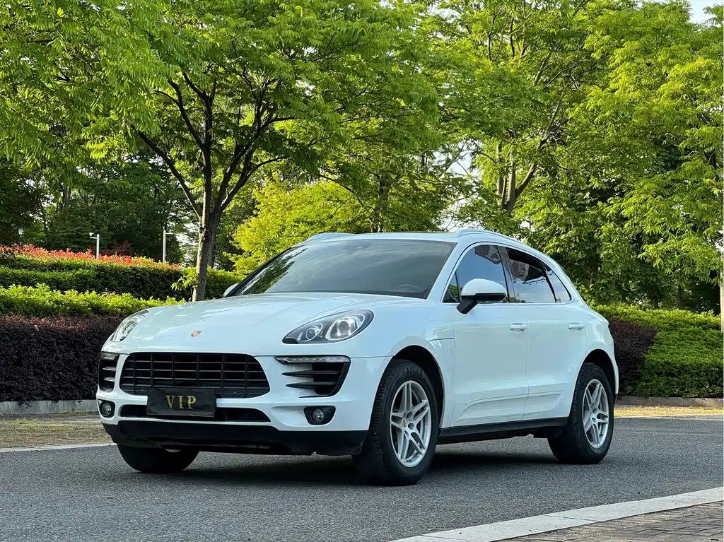 Porsche Macan 2017 — фото 1