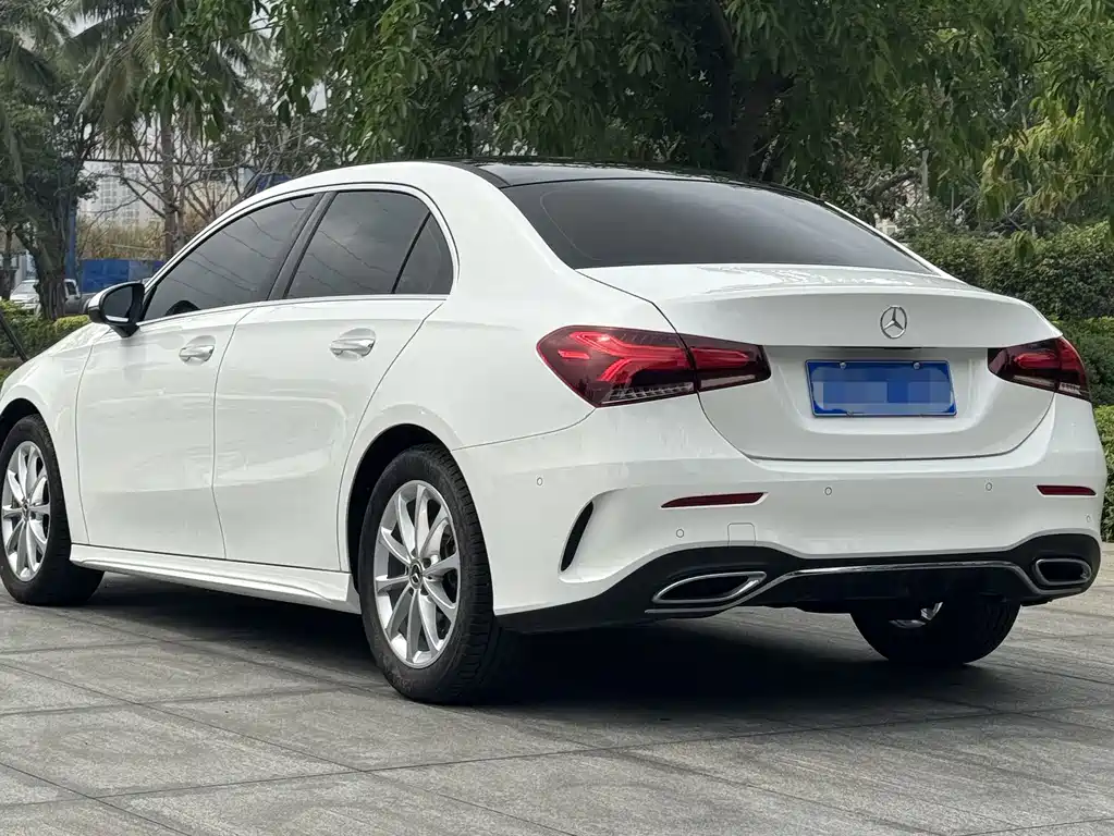 Mercedes-Benz A-Class 2020 — фото 7
