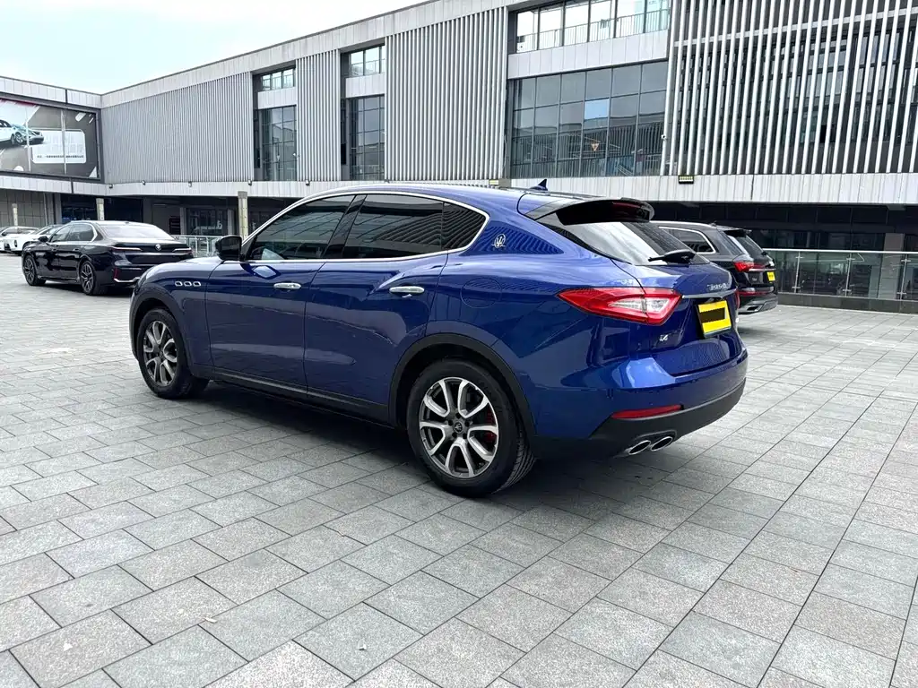 Maserati Levante 2019 — фото 9