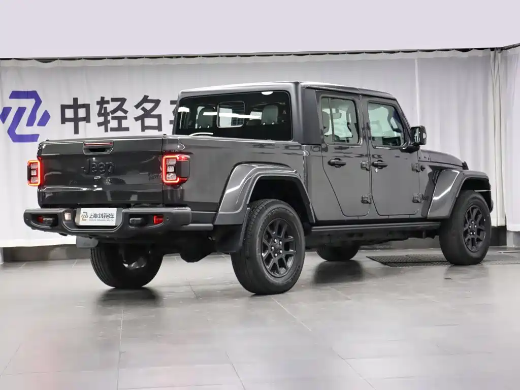 Jeep Gladiator 2023 — фото 3