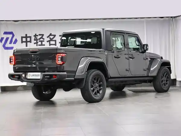Jeep Gladiator 2023