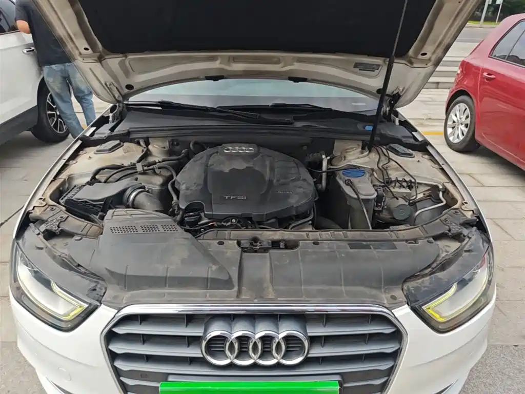 Audi A4L 2015 — фото 20