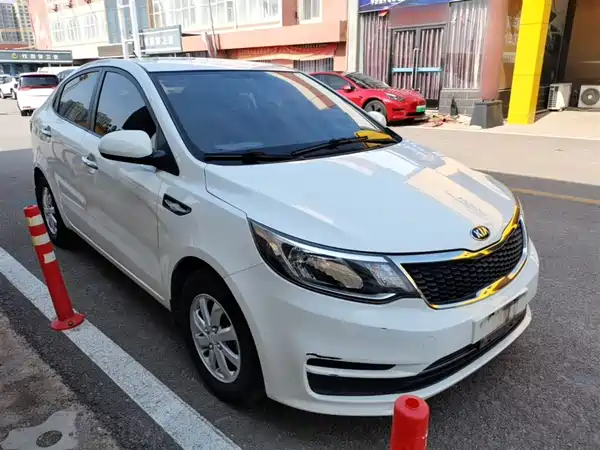 Kia K2 2012