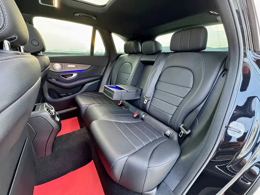 Mercedes-Benz GLC 2020 — фото 23
