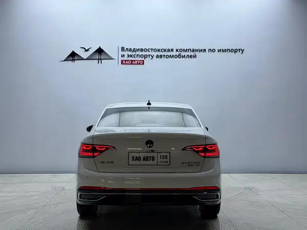 Volkswagen Sagitar 2022