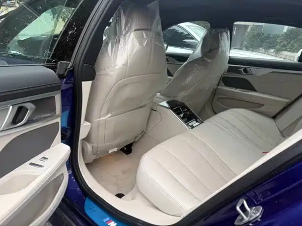 BMW 8 Series 2022