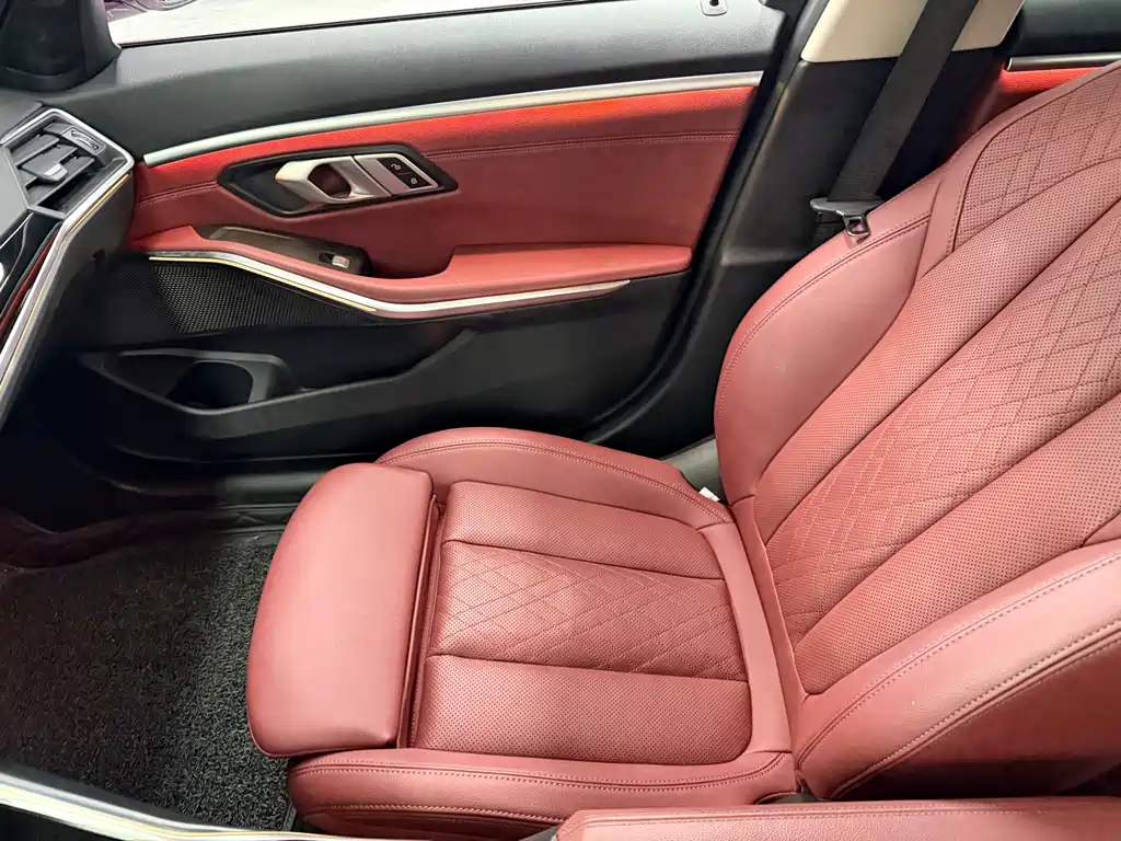 BMW 3 Series 2023