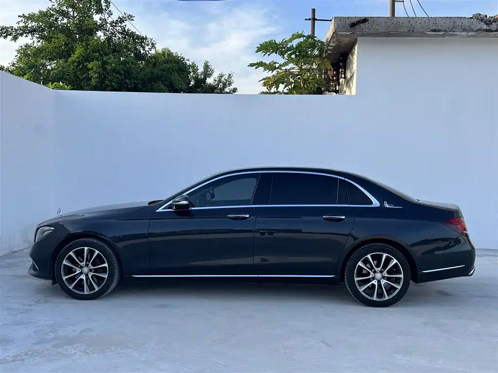 Mercedes-Benz E-Class 2017