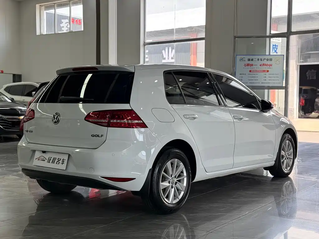 Volkswagen Golf 2016