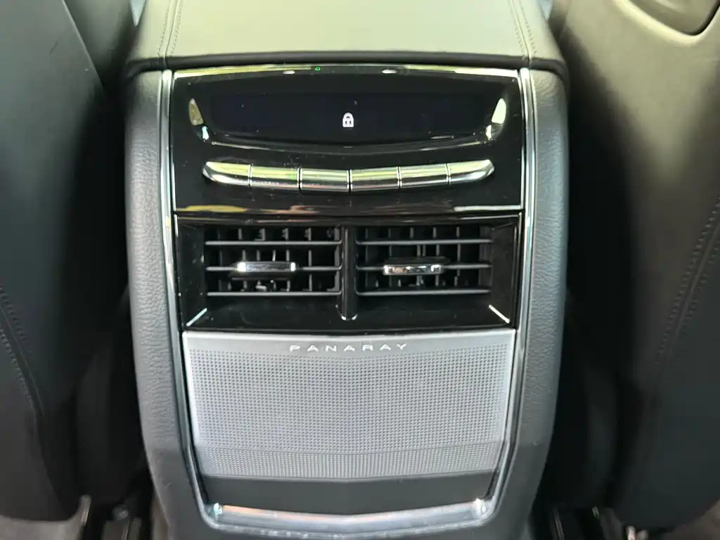 Cadillac CT6 2019 — фото 11