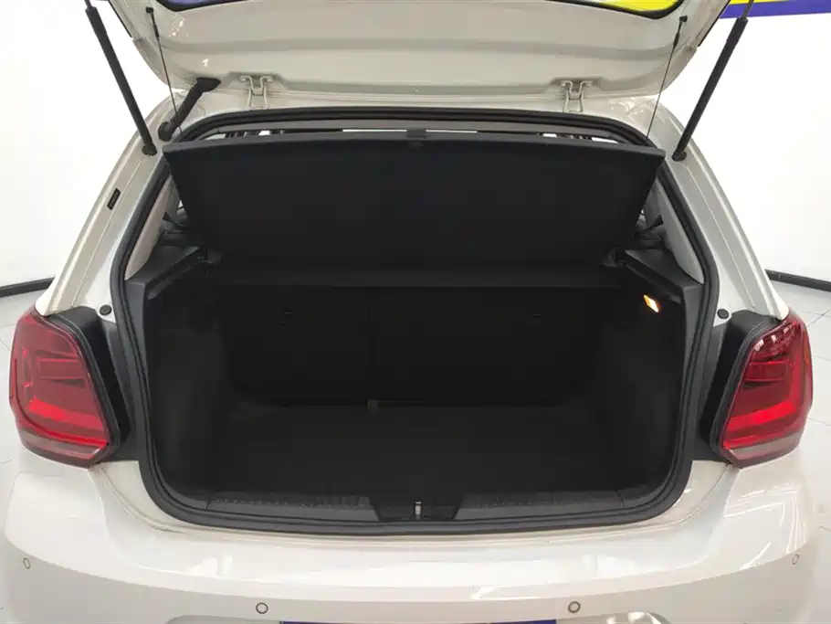 Volkswagen Polo 2016