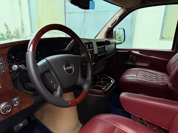 GMC SAVANA 2010