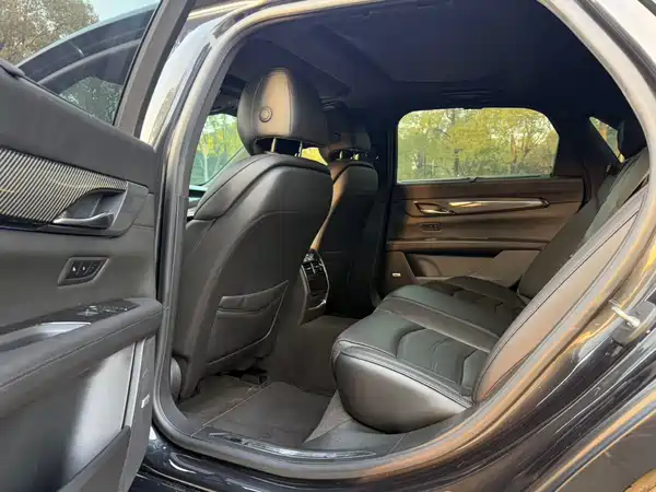 Cadillac CT6 2019
