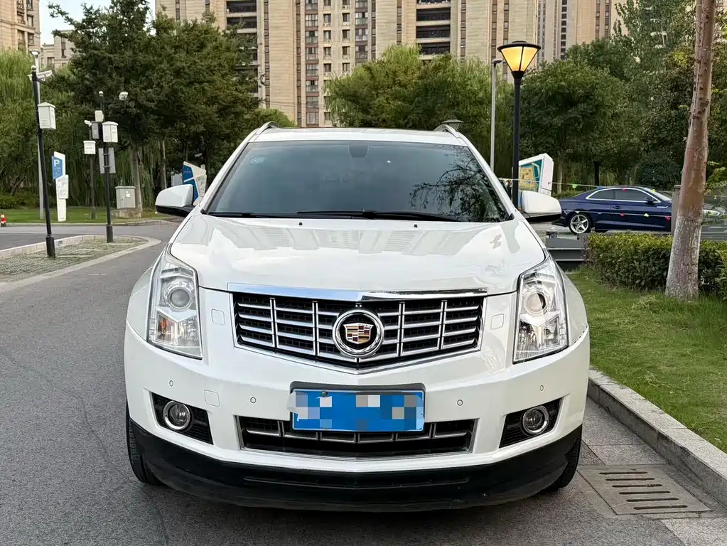 Cadillac SRX 2014 — фото 2