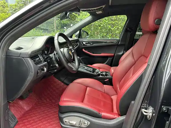 Porsche Macan 2022