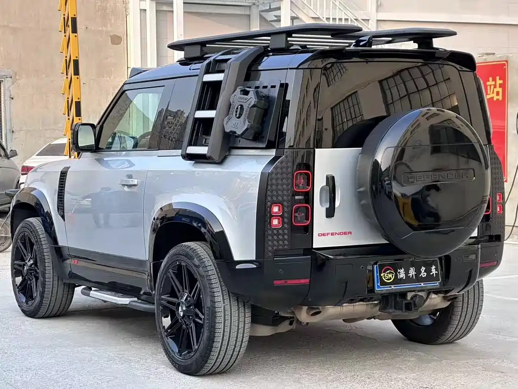 Land Rover Defender 2022 — фото 5