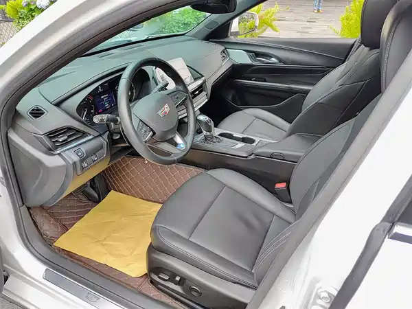 Cadillac CT4 2022