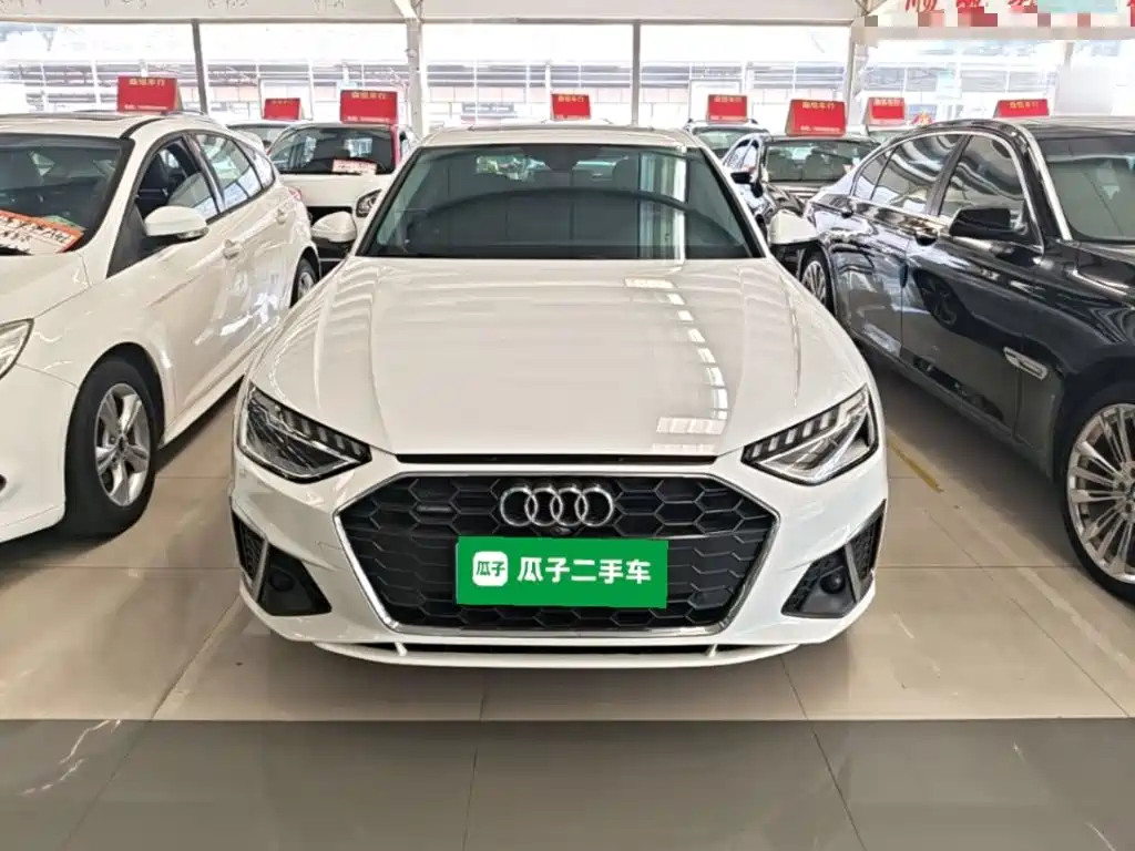 Audi A4L 2021