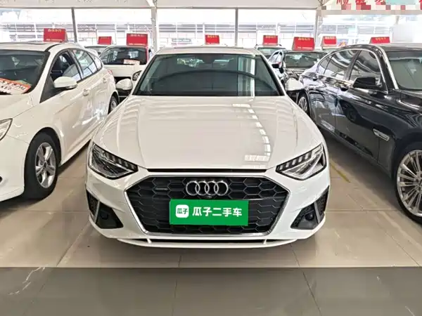 Audi A4L 2021