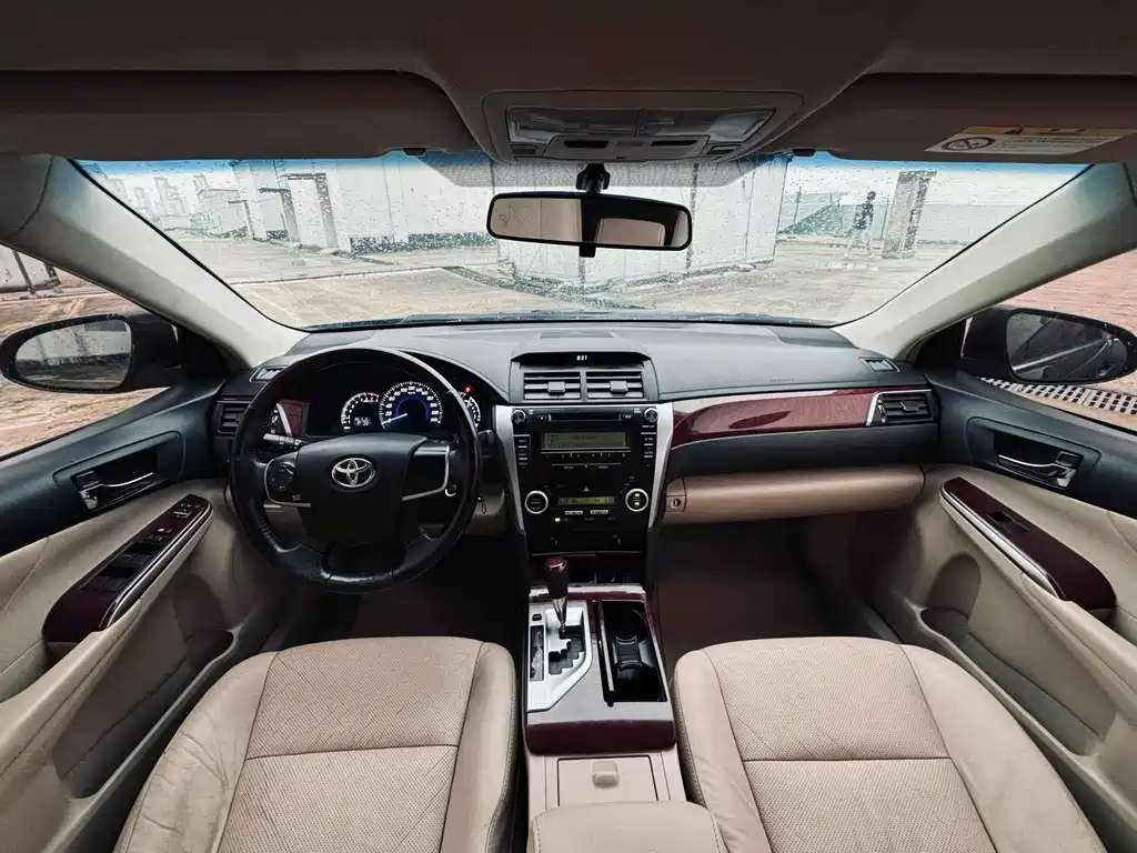 Toyota Camry 2014