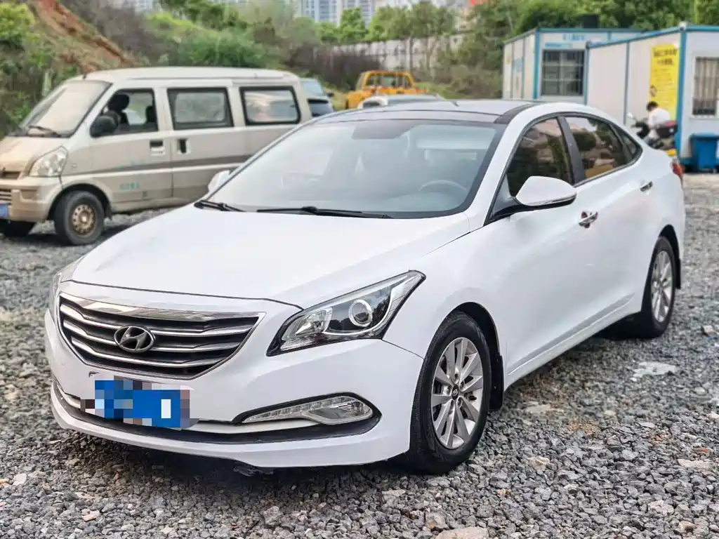 Hyundai Mistra 2015 — фото 3