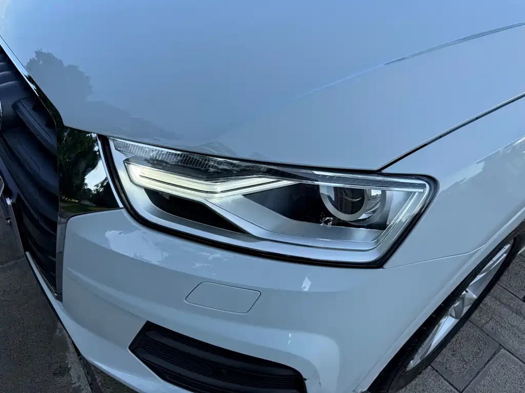 Audi Q3 2017 — фото 12